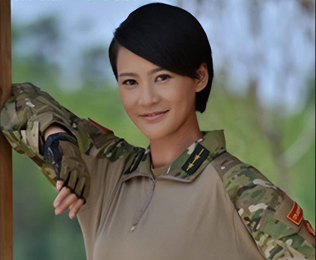 《特种兵之火凤凰》10位演员现状,女主一个没红,配角逆袭火了_程愫