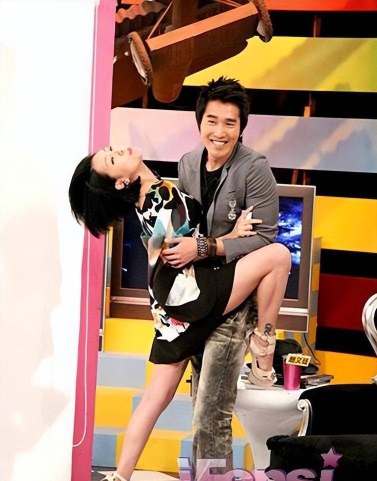 女明星也喜欢"耍流氓"?