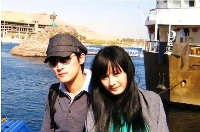 网曝已婚男星与女老板有私生子,胡歌蔡艺侬两人,被怀疑有过恋情_孩子