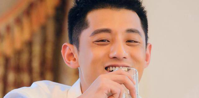 张继科丑闻持续发酵,景甜与其分手内幕逐渐浮出水面_网友_举报人_事情