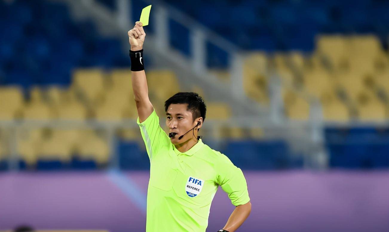 记者曝料:马宁将担任上海德比主裁判!