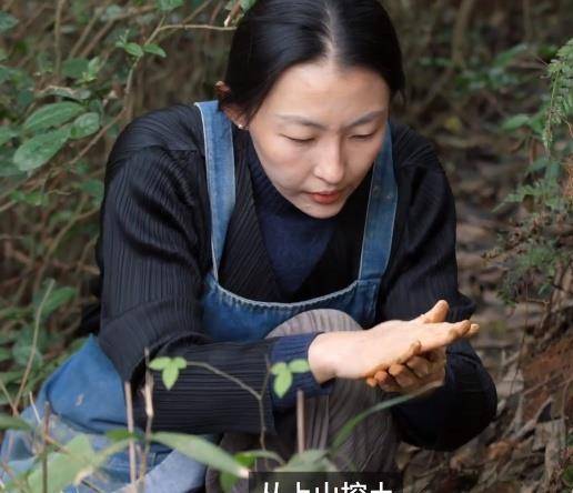 曲晶读8年冷门课程,像是与恶魔作斗争,自创独门手艺_陶艺_人们_杭州