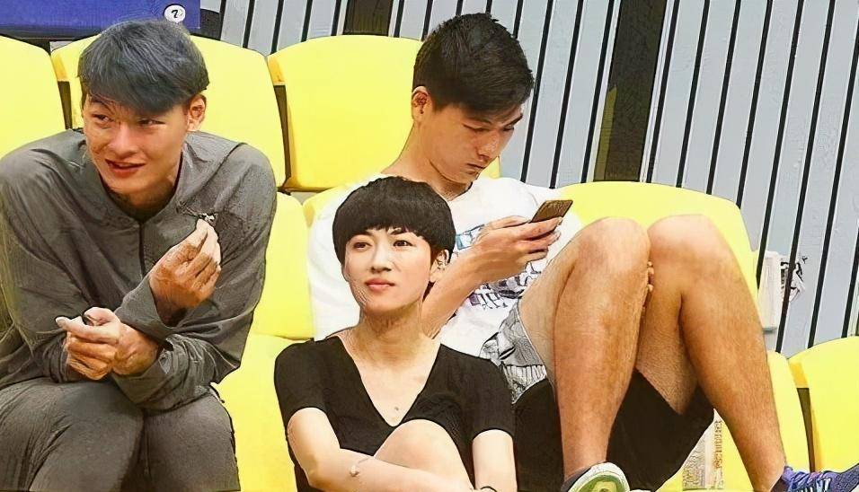 福建美女老板为留王哲林拼了!