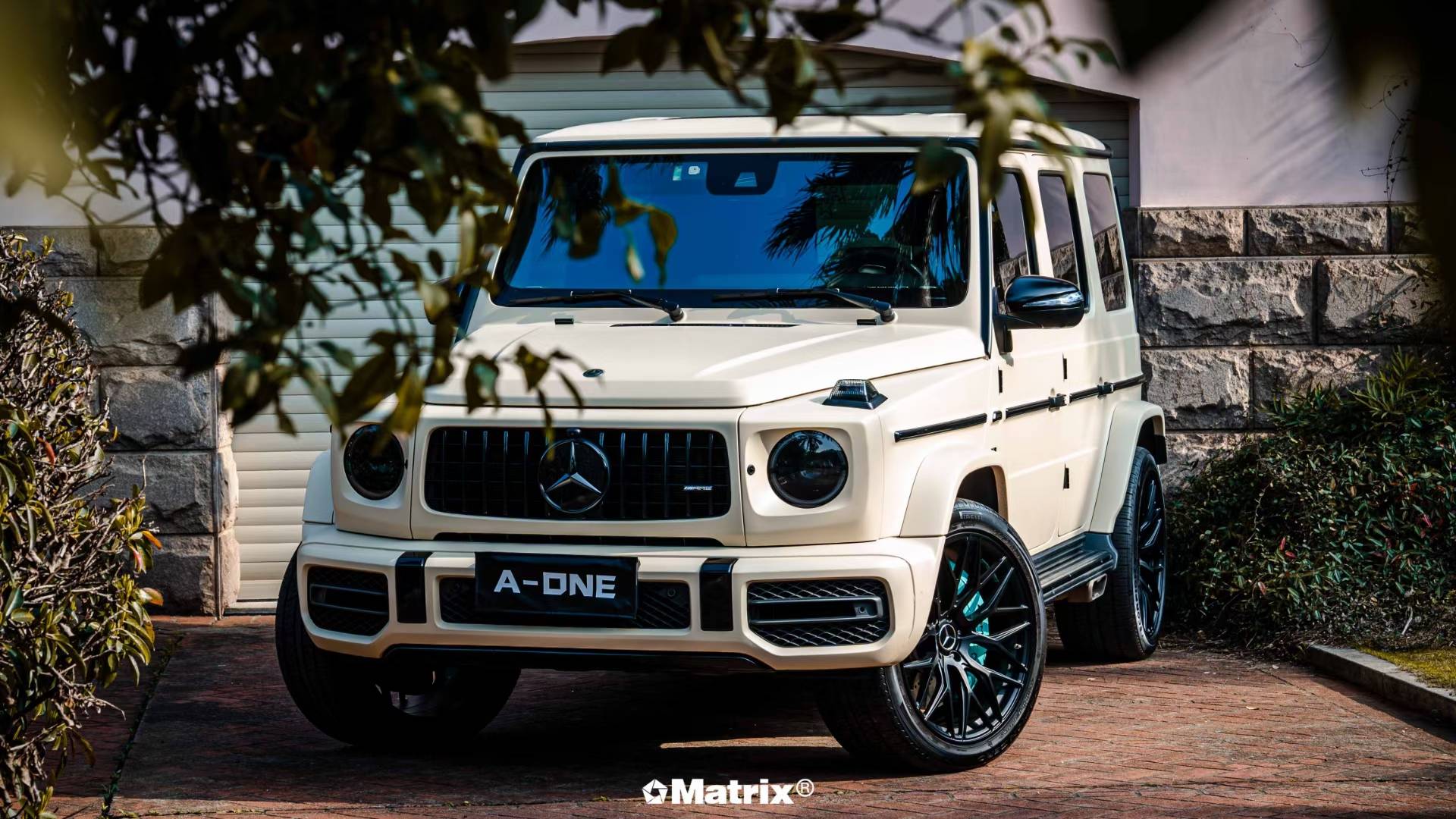 奔驰g63矩阵改色膜消光卡其米兰,可可爱爱 温婉迷人_搜狐汽车_搜狐网