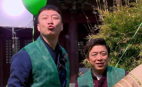 黄磊,孙红雷,黄渤和张艺兴是这档综艺的主要成员,节目中黄磊,黄渤