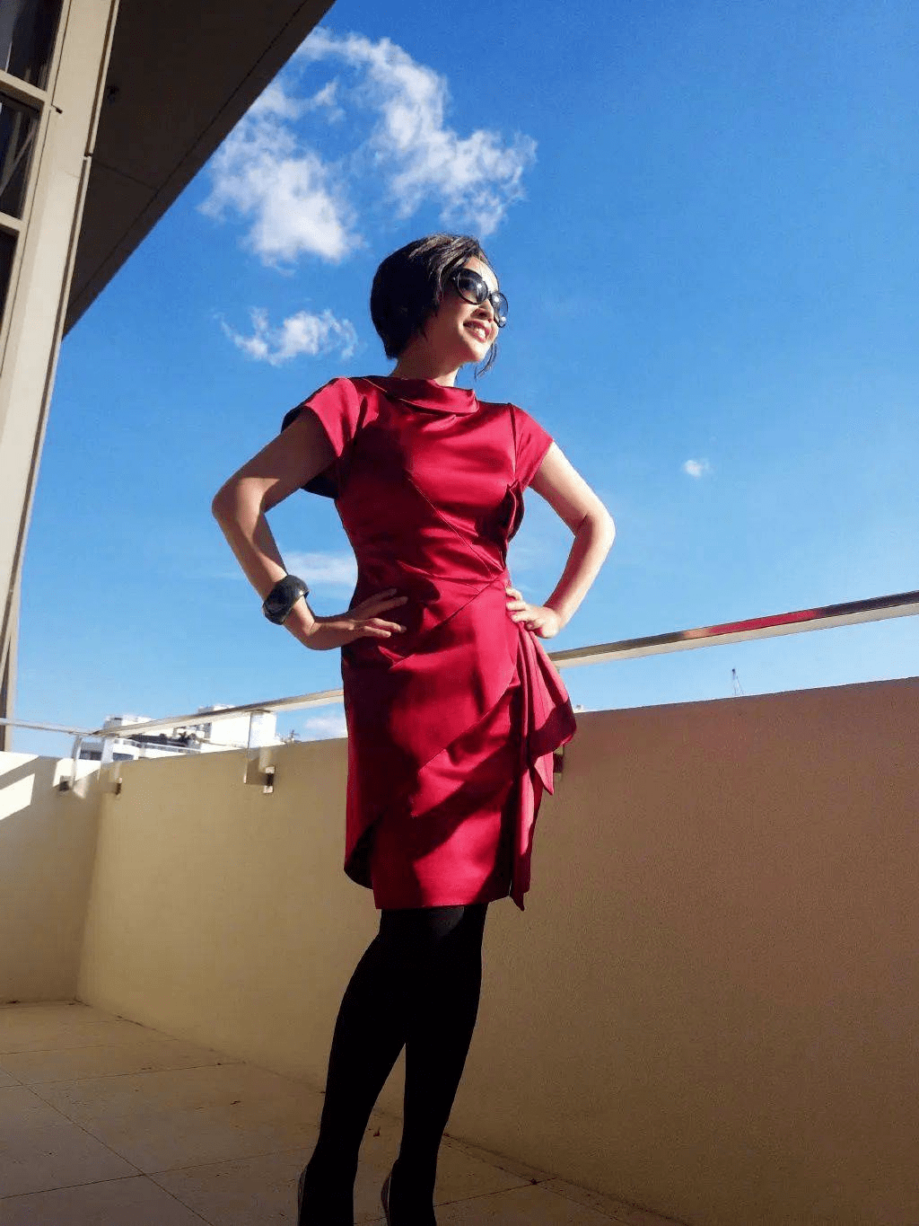 70岁刘晓庆素颜出镜,皮肤水嫩似少女,果然运动就是女人最好的保养品!