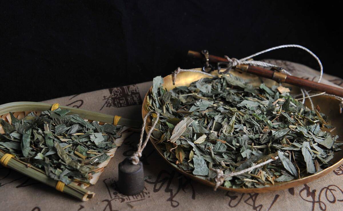 有种失眠源于心被火烧,两味药扑灭心火,火熄了自然