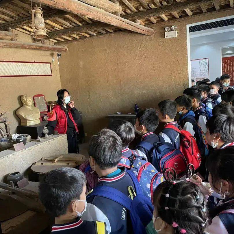 品味民俗 传承文化——顺义区空港二小三年级走进河北村民俗体验园