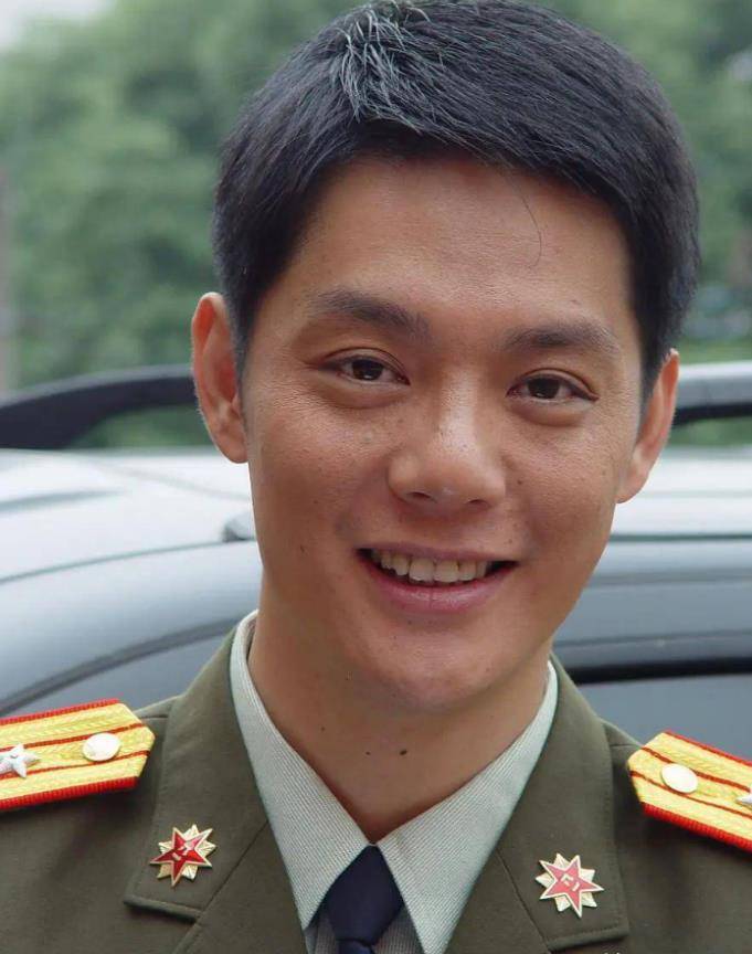 "大快人心"抛妻弃子的傅程鹏无戏可拍,真是娱乐圈的现世报_程愫_表演