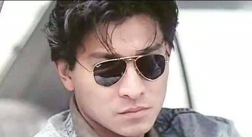 起底刘德华:乡下"笨小孩",是怎么成为"天王"的?_刘家_大埔镇_周润发