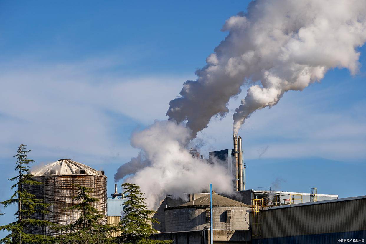 政府将会采取更多的措施来监管和减少大气污染,加强对工厂的处罚力度