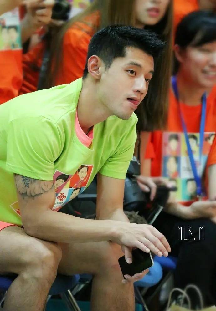 景甜也绝非小演员,看看她的车牌先_张继科_文化_什么