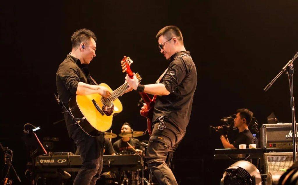 2023许巍宁波演唱会_音乐_光芒_无尽