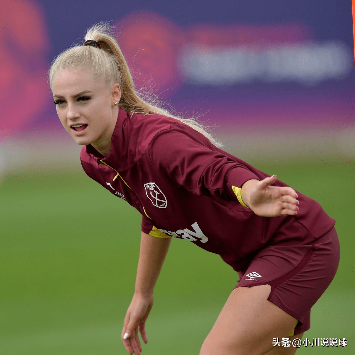 最美女足运动员的莱曼,痛批成人网站邀请她下海_球员_瑞士_女子足球