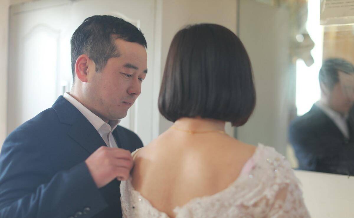 李先生跟王娟相处了一段时间之后,对于彼此之间都有一些不错的感情