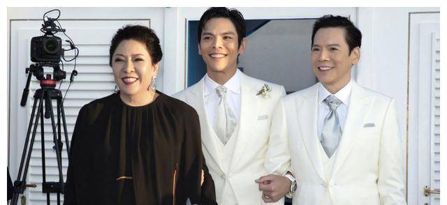 了解向华强一家都知道,向华强一向比较低调,不过怎么也低调不了.