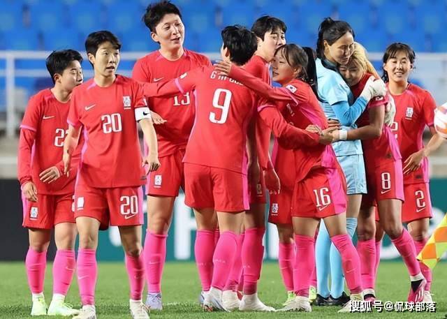 93分钟绝杀，1-0！中国女足对手爆冷，掀翻FIFA第3，日本韩国全胜