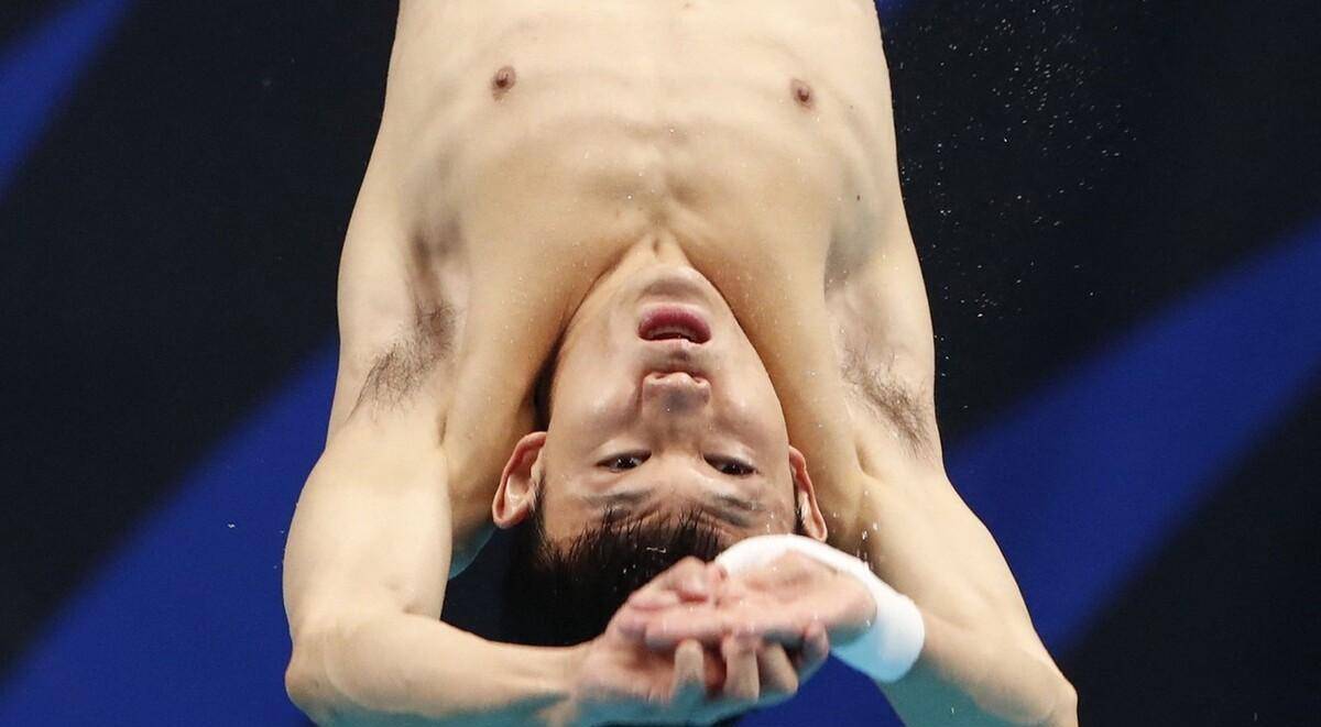 跳水世界杯杨健杨昊包揽10米台冠亚军,中国队8金4银收官_参赛_水花