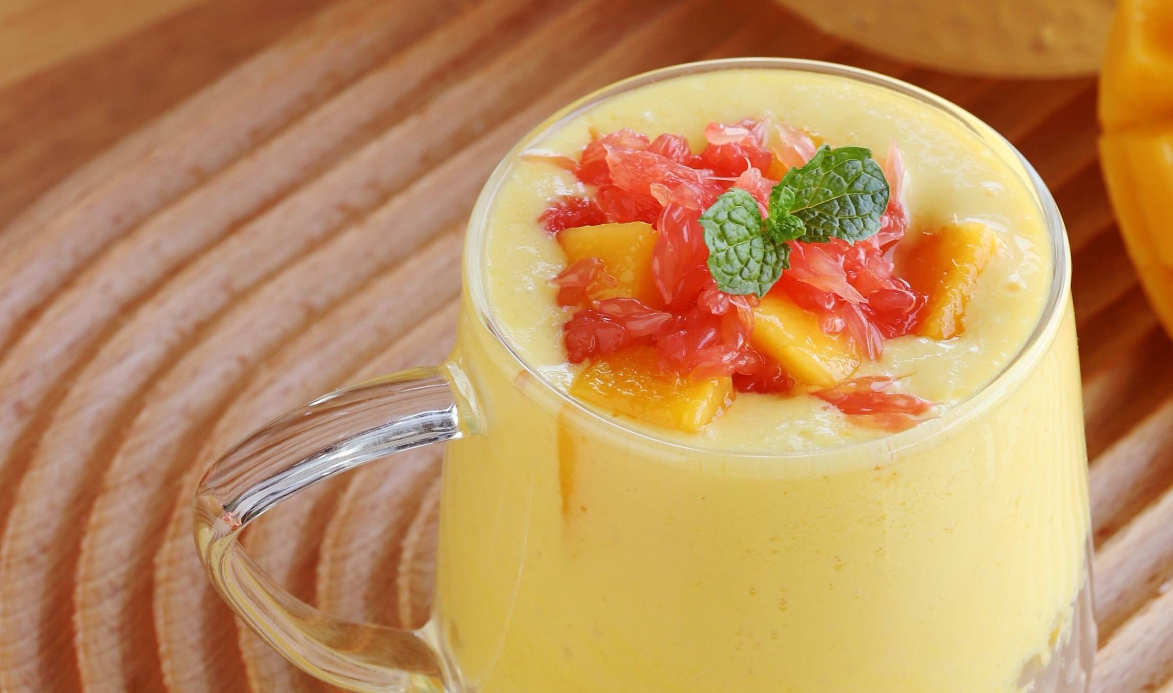 你做的杨枝甘露绝对比港式甜品店卖的好吃_芒果_甜点_西柚