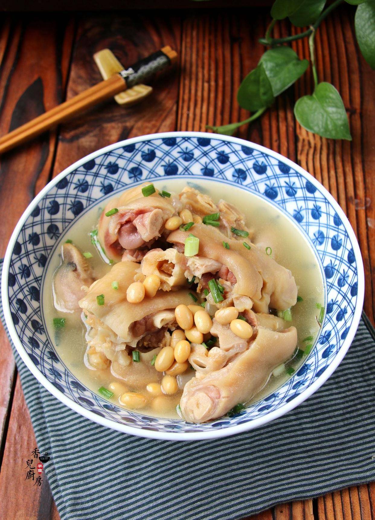 入秋后,就馋这道菜,清炖一锅,原汁原味,鲜美到流口水_黄豆_电压_清水