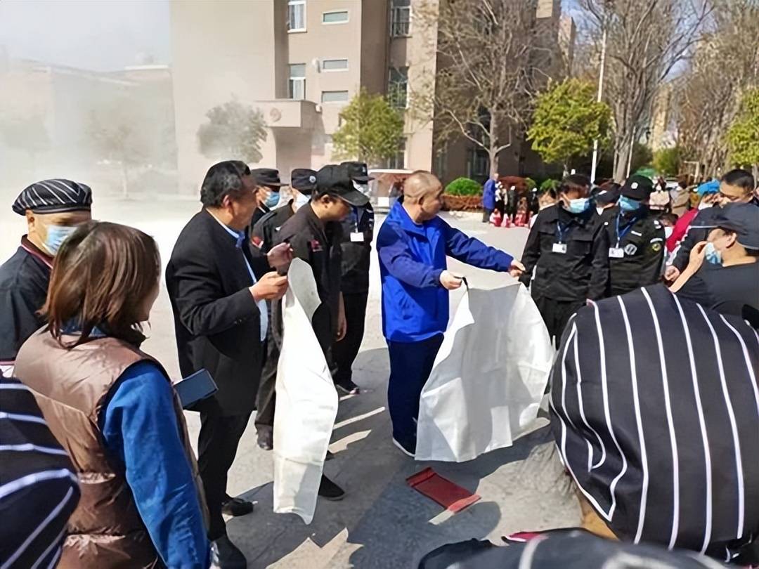 永城市第三高级中学开展食堂宿管人员消防安全培训演练_应急_活动