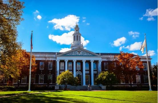 在美國(guó)生孩子父母能在美國(guó)陪孩子嗎_美國(guó)孩子能陪父母生活嗎_美國(guó)孩子能陪父母生孩子嗎