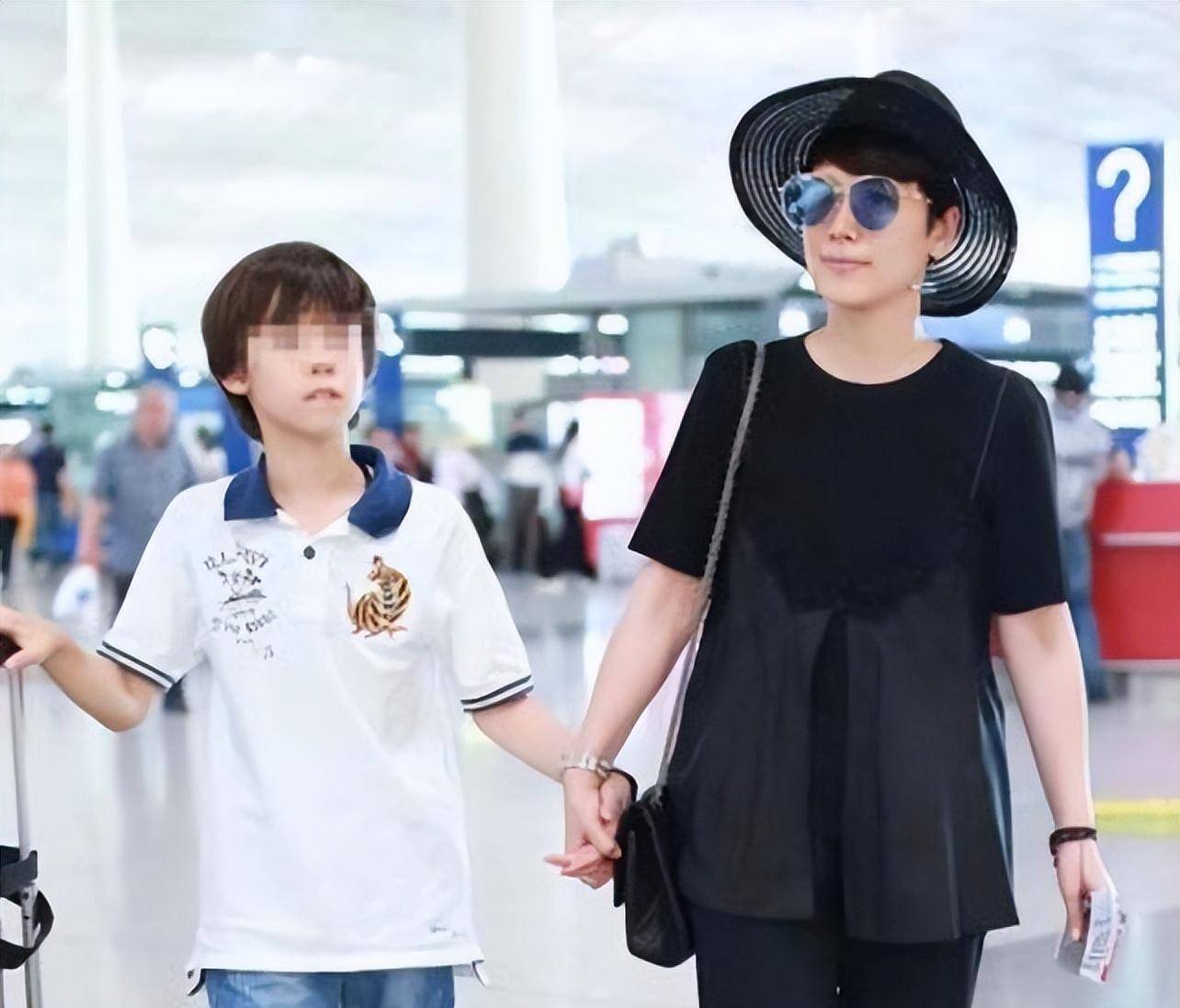 25岁和相亲对象结婚,如今家庭事业双丰收!_海清_丈夫_孩子