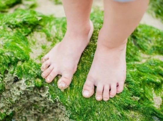 医生:如果脚上出现这种症状,就需要小心中风来袭,别不当回事!