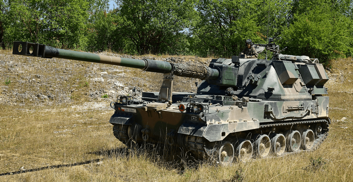 还是此次抵达乌克兰的英国as90自行火炮,亦或是波兰提供的螃蟹火炮