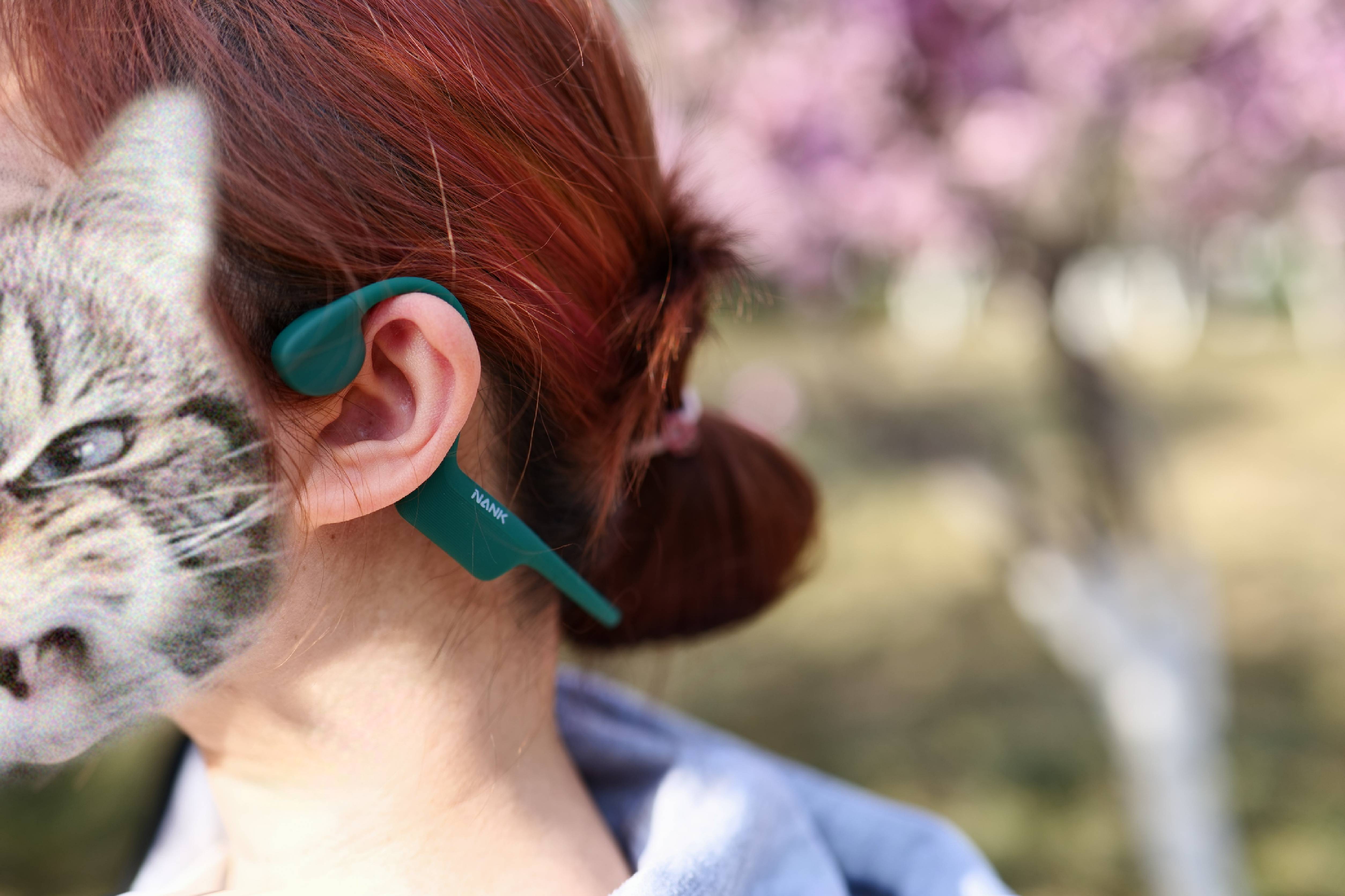 新品｜“违背祖宗的决定”，南卡NEO终于不用祖传触点充电啦！