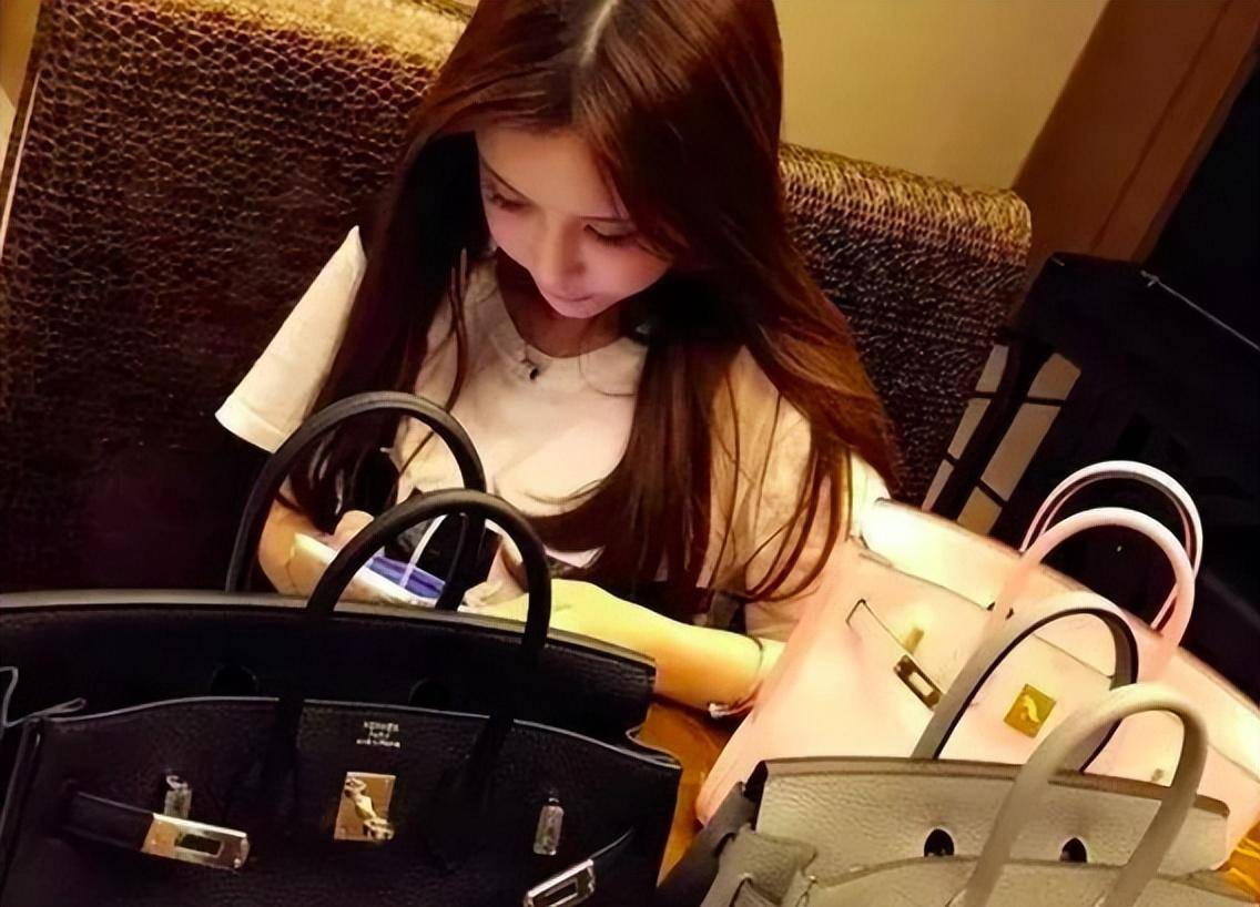 "富二代"张晓恩:花3亿元追求女网红,锒铛不听话后又遭遇分手_杨怡潇