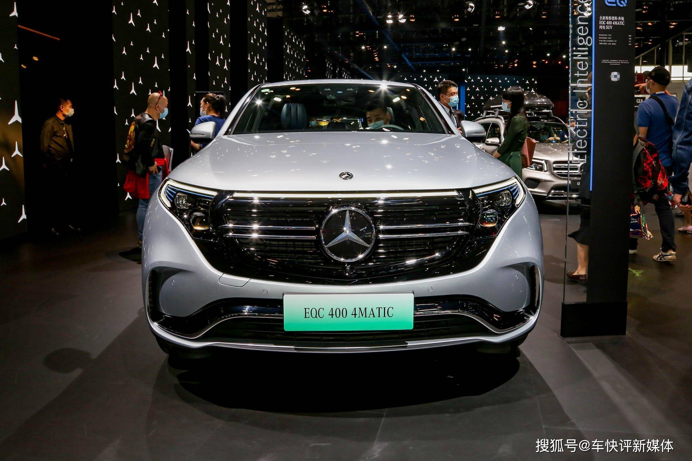 去年5月,2022款改款奔驰eqc价格全面下调,入门版车型的起售价由49.