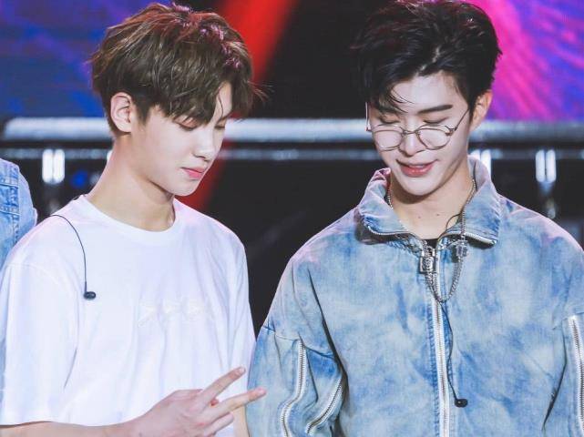 范丞丞黄明昊上表演综艺,由惠英红,李诚儒等人指导演技,有点难_压力