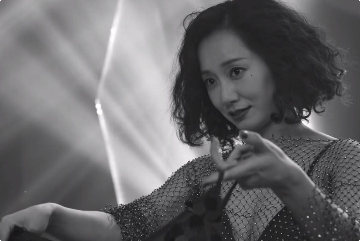 《尘封十三载》的"洗浴中心跳舞女郎",出场惊艳四座_董晴_杜梅_角色