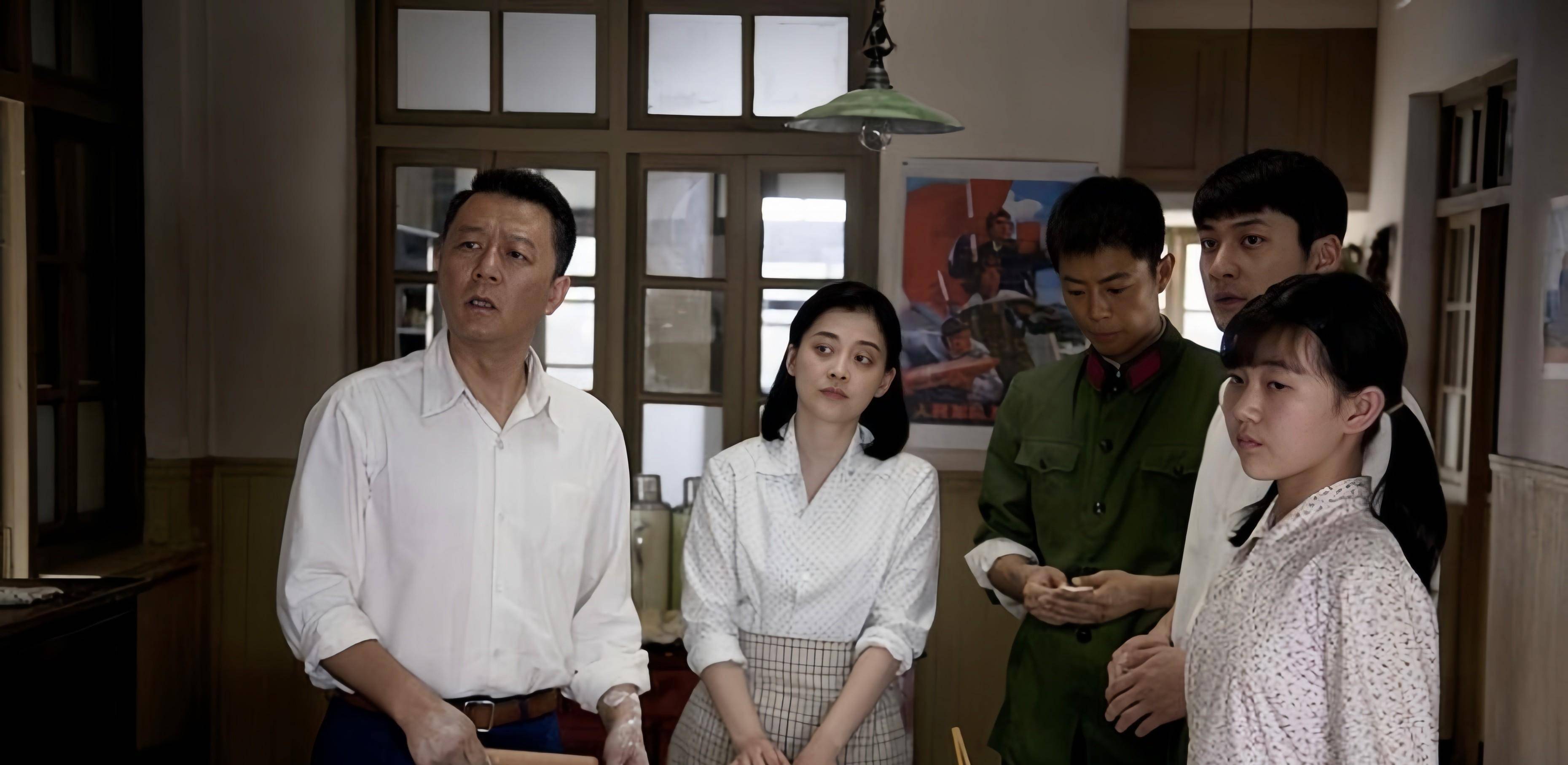 《父母爱情》中安杰虽然生了五个孩子,可是她对养孩子这件事情好像