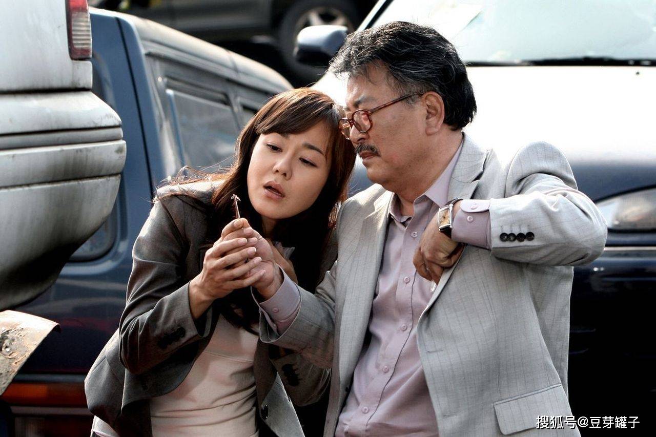 犯罪电影《七天》,女儿被绑架,律师母亲疯狂复仇,凶手受尽虐待_故事