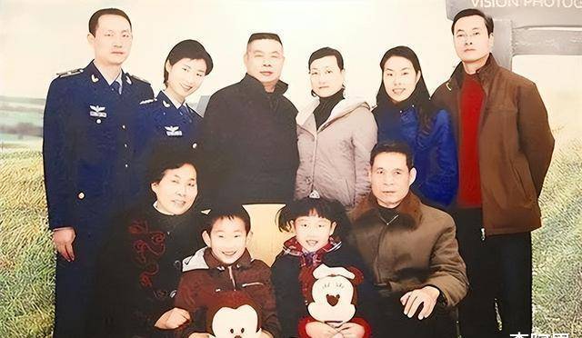 我国首位女性航天员刘洋:接到任务出发之前,交代了两件事给丈夫_张华