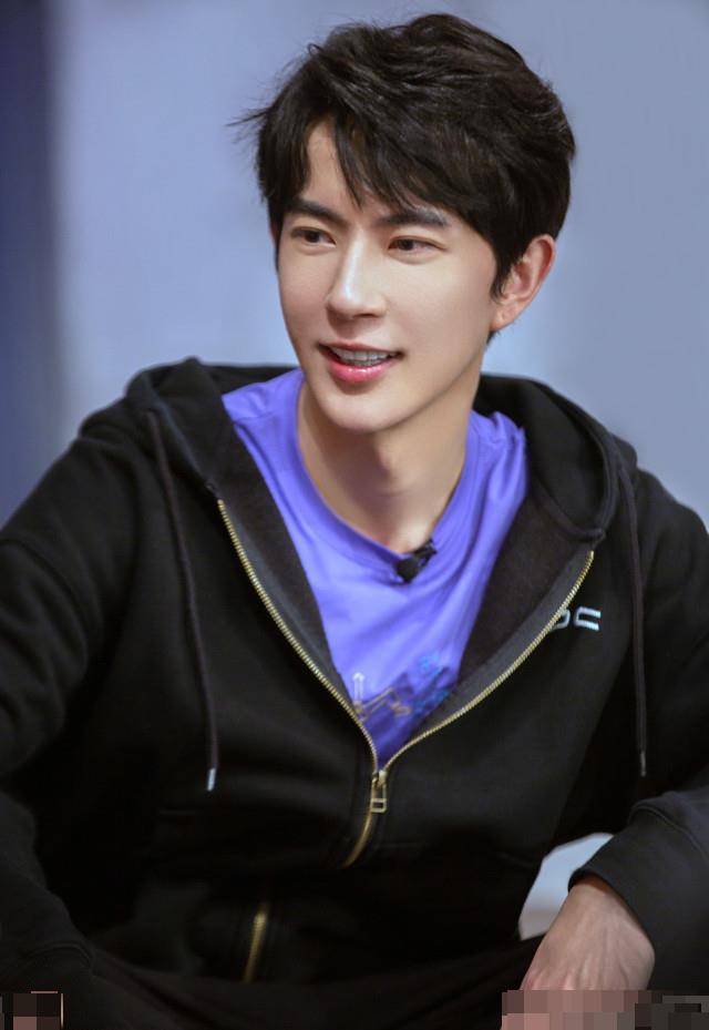 从三生三世到追光吧哥哥,护短妹妹杨幂对于朦胧赞不绝口