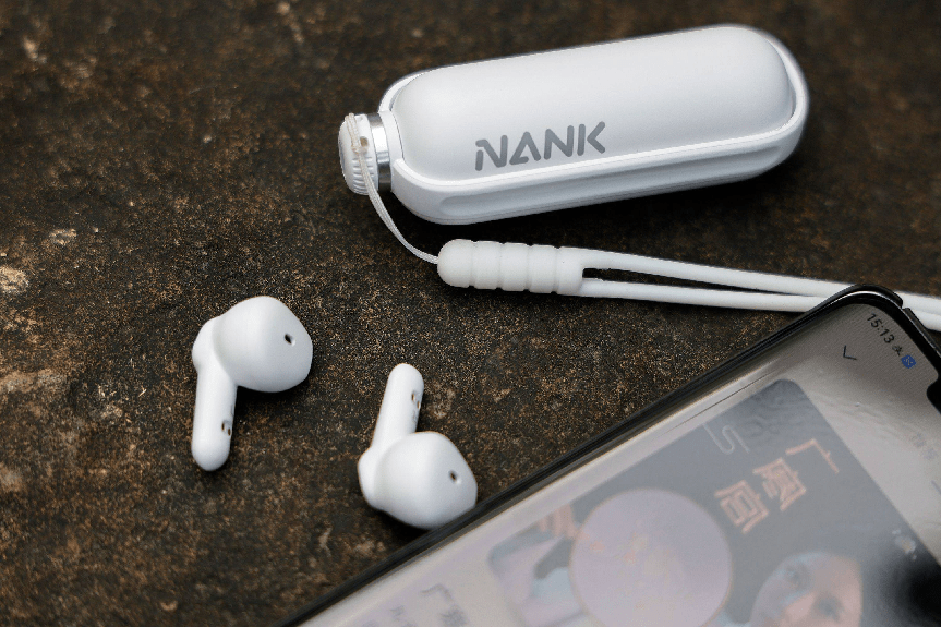 300元买什么蓝牙耳机性价比高？300左右性价比高的蓝牙耳机推荐