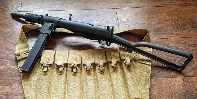 影视剧里的常客 司登式冲锋枪 简介_年代_消音_型号