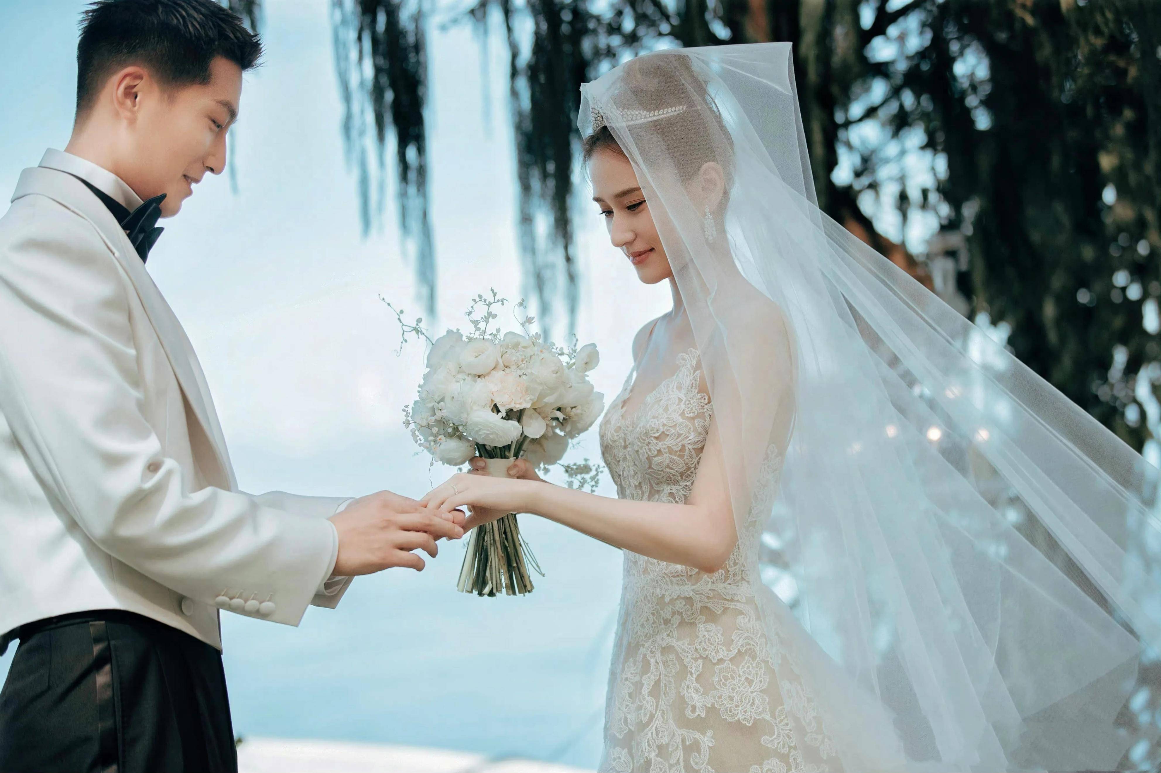 韩国明星结婚照图片