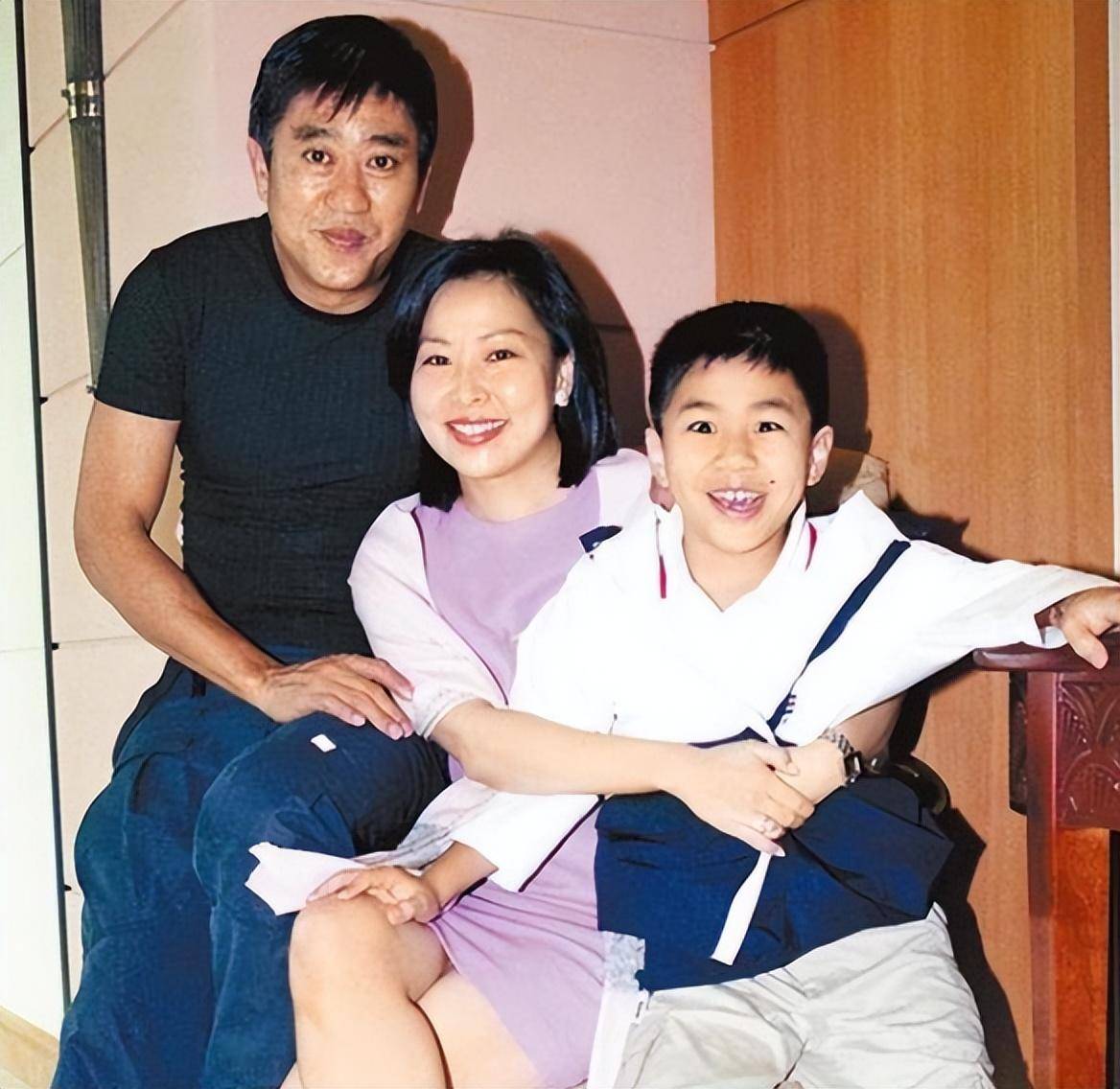 柯受良病逝19年了,遗孀宋丽华的人生状况怎样?_生活_事业_家庭