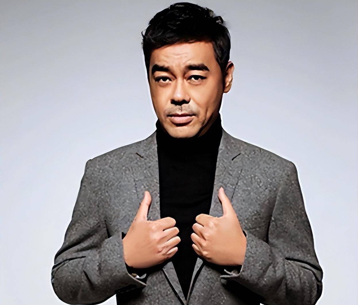 刘青云三获影帝,却在领奖台上说出这样的话,现场所有人唏嘘不已_获奖