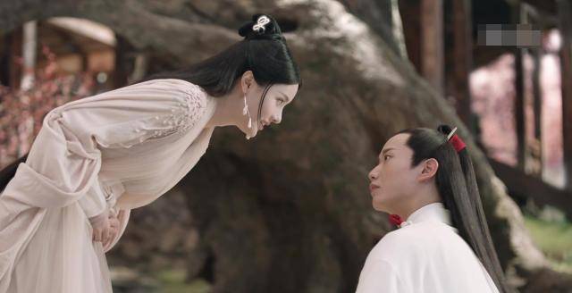 《宸汐缘》七夕佳节青瑶献吻云风,前夫哥黯然离开,造化弄人啊_搜狐