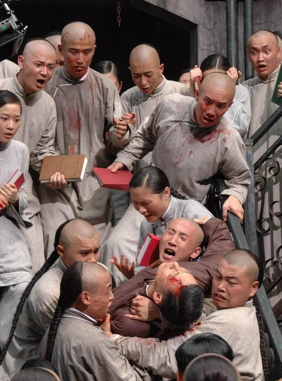 十月围城电影,为什么是一部百看不厌的经典作品?_影片_中的人物_孙文