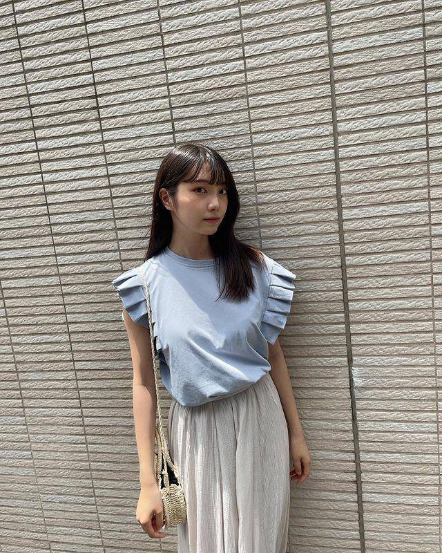 福田琉美香2005年出生于国外东京,母亲是歌手茂木美