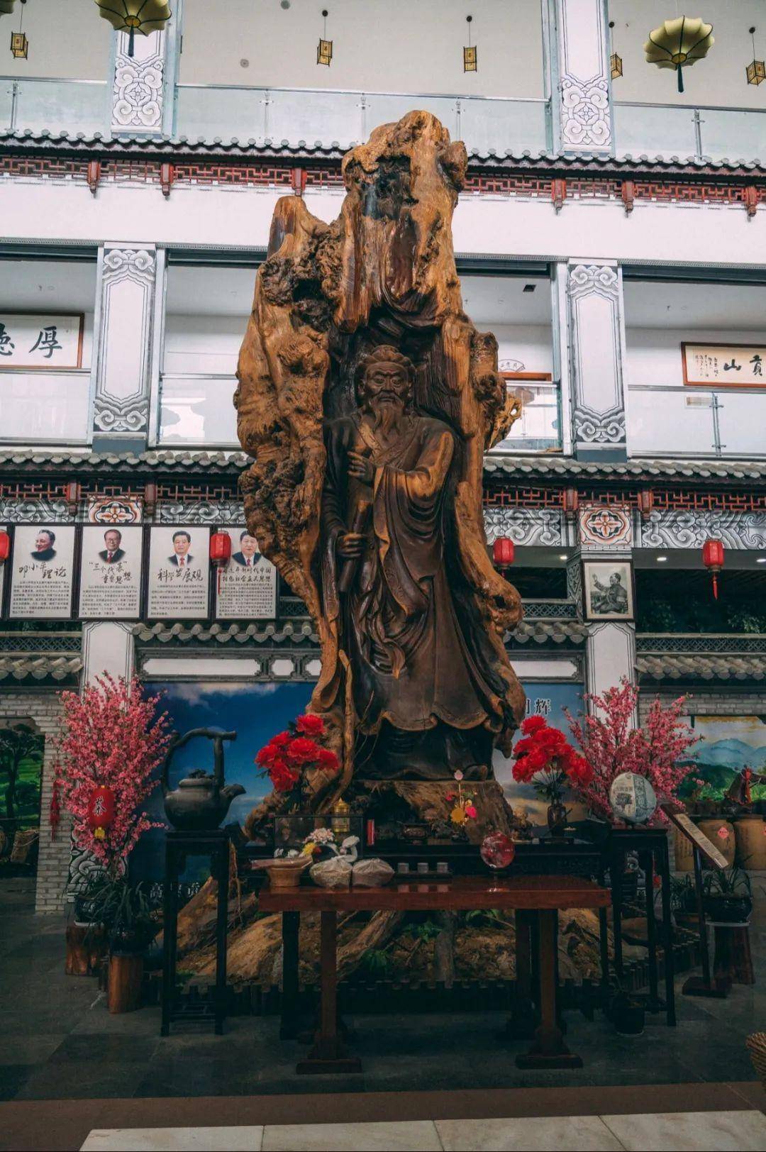 00早餐第一天 | day 1归云庄—曲石下表院—龙川江漂流—和顺古镇day