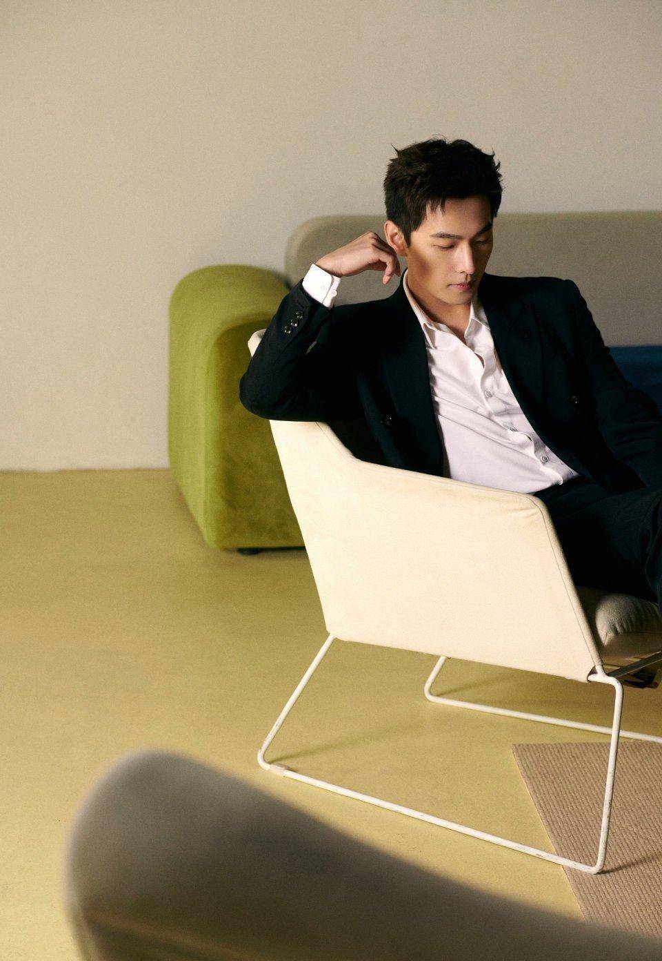 杨洋和王楚然用同款手机壳,新剧火爆是真爱还是靠炒cp?