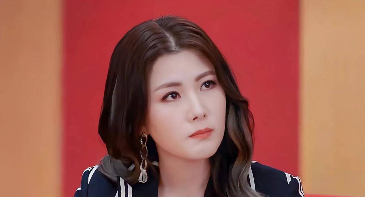 原来她叫赵璧渝-入行11年凭借过气网红coco被更多人看到_角色_挑战