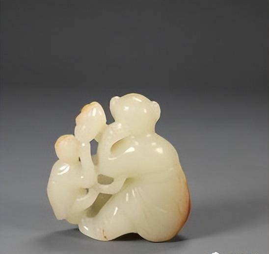 据了解,像和田玉种类之一的"青玉"价格在近年来已经攀升到了惊人的